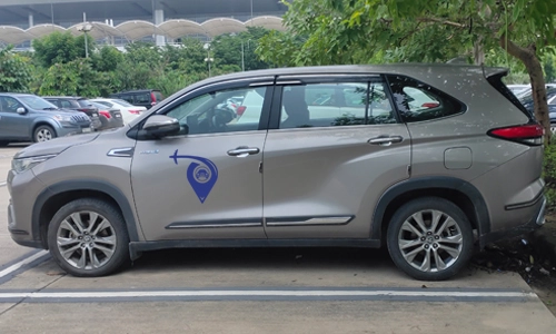 Chandigarh Airport Taxi fleet Toyota Hycross