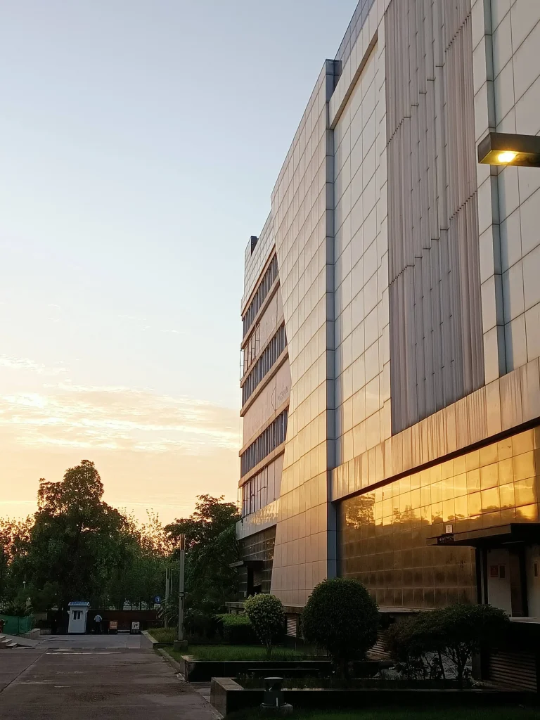 Taxi service from Chandigarh Airport to Hyatt Regency Chandigarh